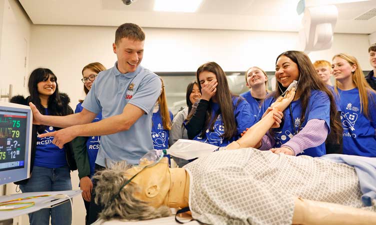 MRCS Examination practice sessions A and B with 'mock' OSCE